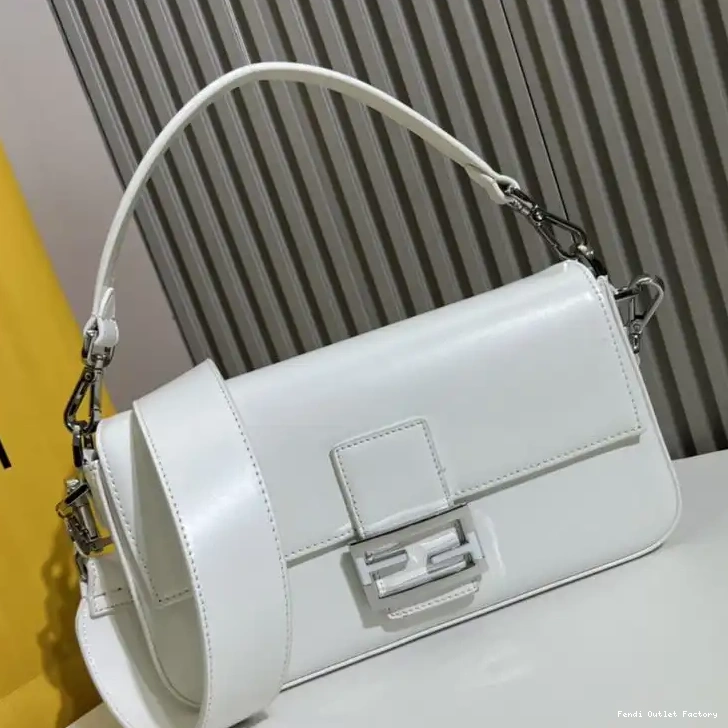Cheap HOT Leather Smooth In Bag Tiffany Fendi Baguette Medium White 0513
